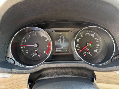 Used 2017 Volkswagen Passat 1.8T SE image 9