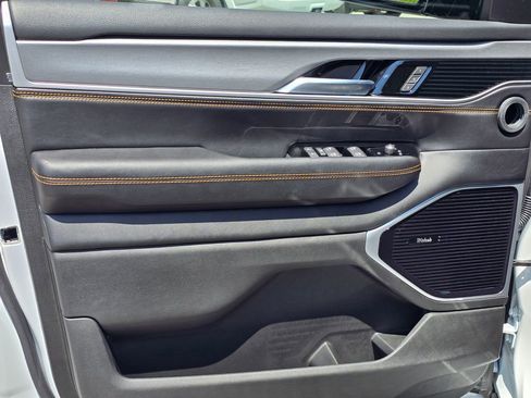 New 2026 Jeep Grand Wagoneer 4WD image 35