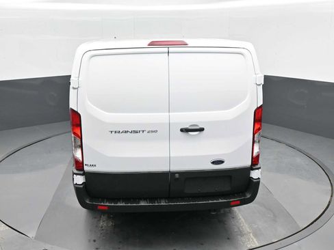 New 2024 Ford Transit 250 148 Medium Roof RWD image 27