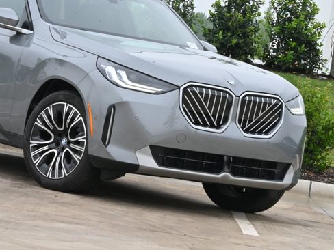 Used 2025 BMW X3 xDrive30i AWD/4WD image 36