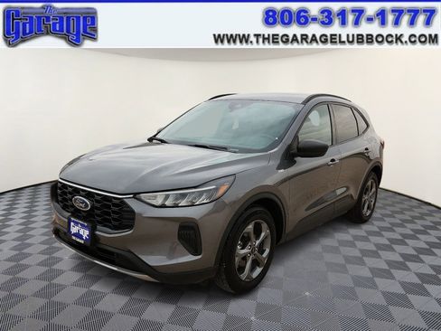 Used 2025 Ford Escape ST-Line FWD image 1