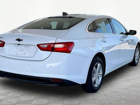 Used 2024 Chevrolet Malibu LS FWD image 5