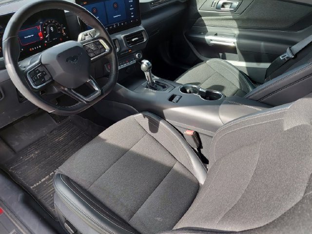 Used 2024 Ford Mustang GT RWD image 6
