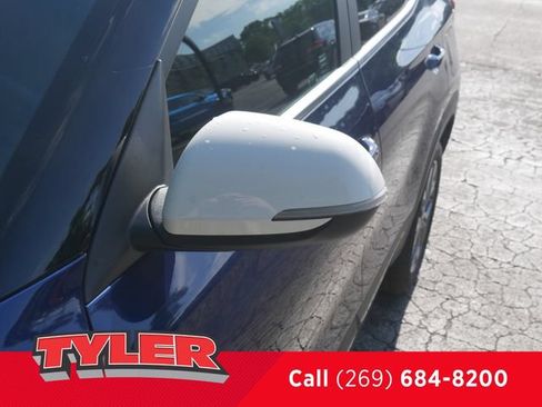 Used 2024 Kia Seltos S AWD/4WD image 11