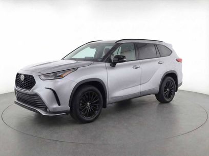 Certified 2025 Toyota Highlander XSE