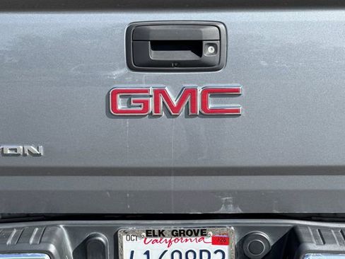 Used 2018 GMC Canyon SLE w/ SLE Convenience Package image 46