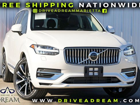 Used 2022 Volvo XC90 T8 Inscription Expression w/ Advanced Package image 2