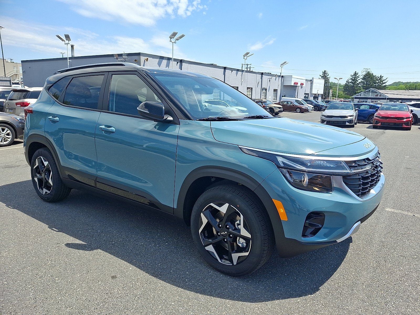 New 2026 Kia Seltos S AWD/4WD image 2
