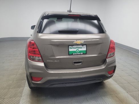 Used 2020 Chevrolet Trax LS w/ Tint and Cruise Package AWD/4WD image 6
