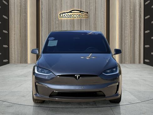 Used 2025 Tesla Model X AWD/4WD image 2