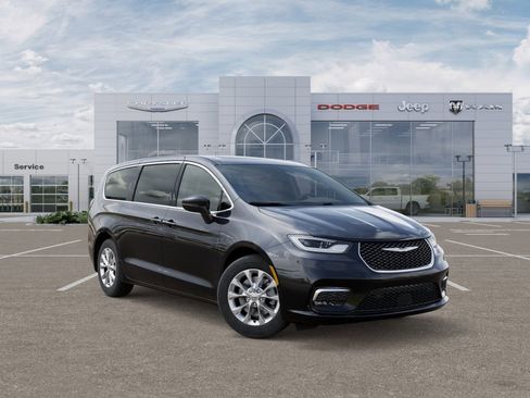 New 2026 Chrysler Pacifica Select AWD/4WD image 5