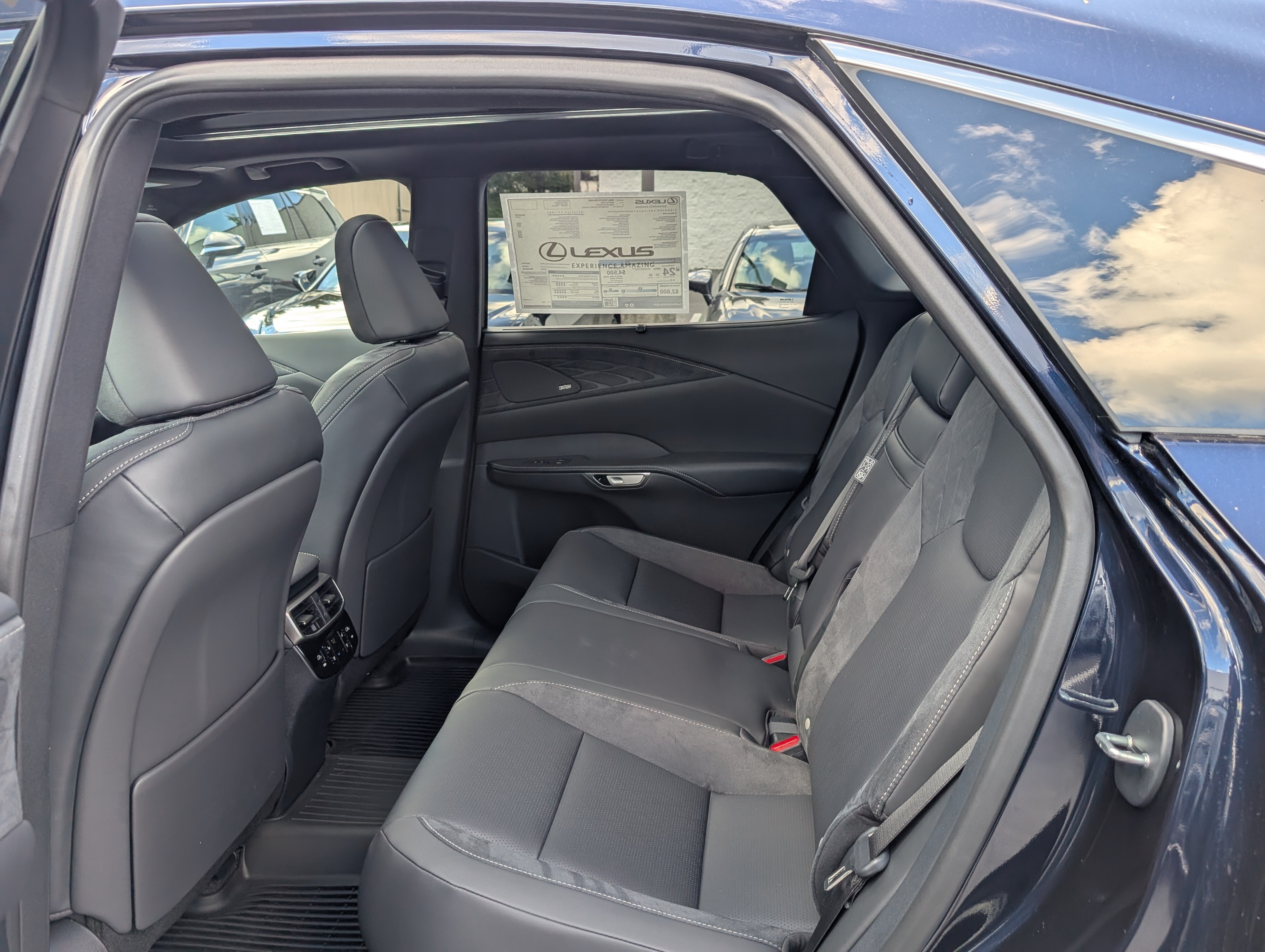 New 2026 Lexus RX 350 AWD w/ Convenience Package image 11