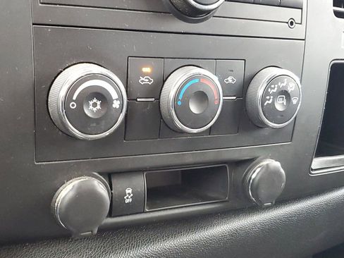 Used 2014 Chevrolet Silverado 2500 LT w/ Suspension Package, Off-Road image 20