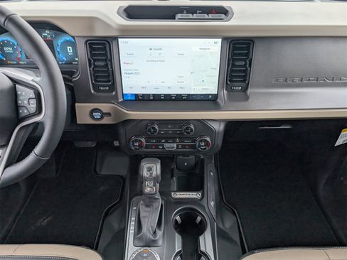 New 2025 Ford Bronco Big Bend image 7