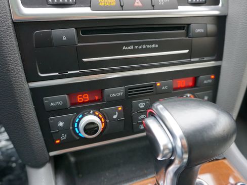 Used 2015 Audi Q7 TDI Premium Plus w/ Premium Plus Package image 40