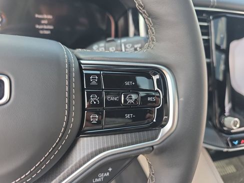 New 2026 Jeep Grand Wagoneer L Summit AWD/4WD image 20
