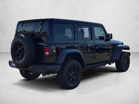 Used 2023 Jeep Wrangler Unlimited w/ Cold Weather Group AWD/4WD image 5