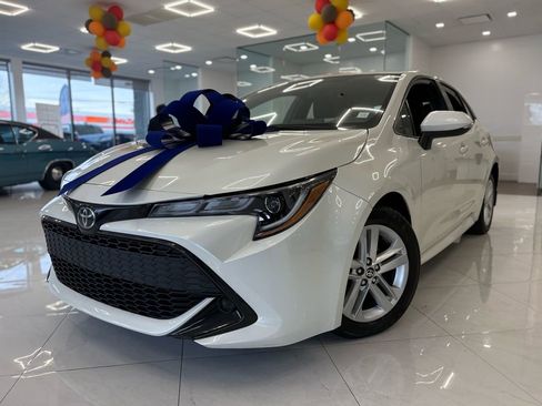 Used 2020 Toyota Corolla SE image 1