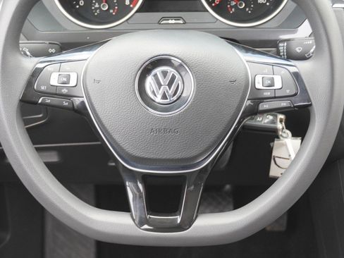 Used 2021 Volkswagen Tiguan S FWD image 27