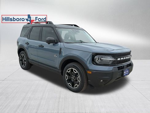 New 2026 Ford Bronco Sport Outer Banks w/ Outer Banks Tech Package+ AWD/4WD image 2
