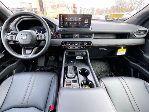 New 2026 Honda Pilot TrailSport image 12