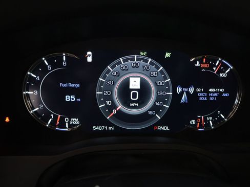 Used 2017 Cadillac Escalade Premium Luxury AWD/4WD image 4