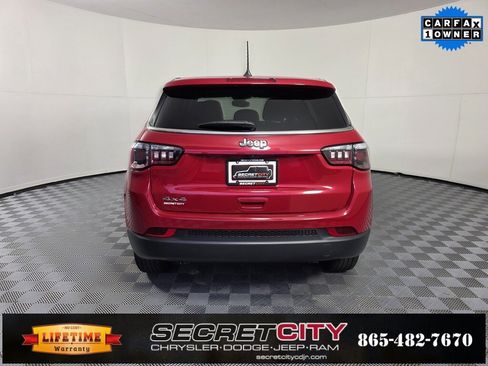Used 2023 Jeep Compass Sport image 6
