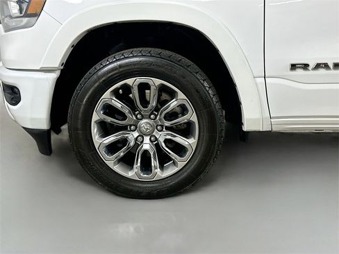 Used 2022 RAM 1500 Laramie w/ Sport Appearance Package image 8