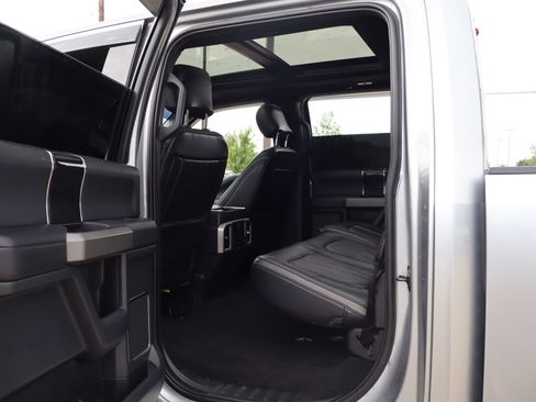 Used 2022 Ford F250 Platinum AWD/4WD image 25