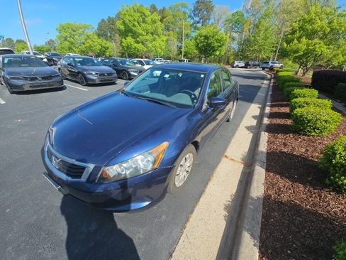 Used 2009 Honda Accord LX image 3