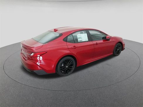 New 2026 Toyota Camry SE image 9