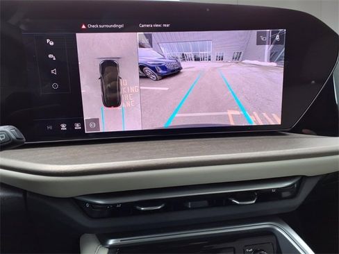 Used 2025 Audi Q5 Premium Plus w/ Premium Plus image 18