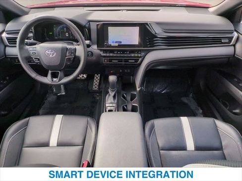 Used 2025 Toyota Camry SE w/ Convenience Package FWD image 21