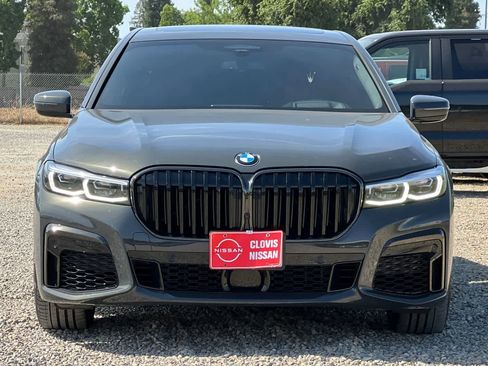 Used 2022 BMW 750i xDrive w/ Autobahn Package AWD/4WD image 11