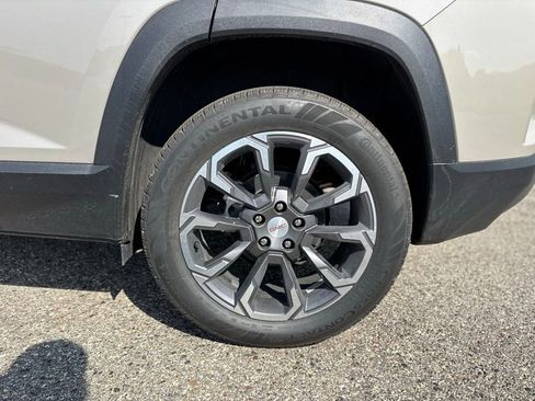 Used 2026 GMC Terrain Elevation w/ Elevation Premium Package image 30