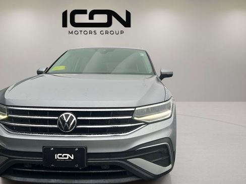 Used 2023 Volkswagen Tiguan SE image 9