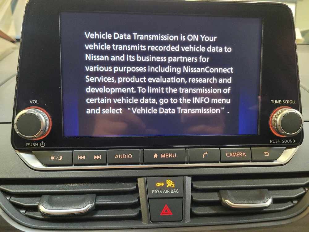 Used 2025 Nissan Altima 2.5 SV FWD image 25