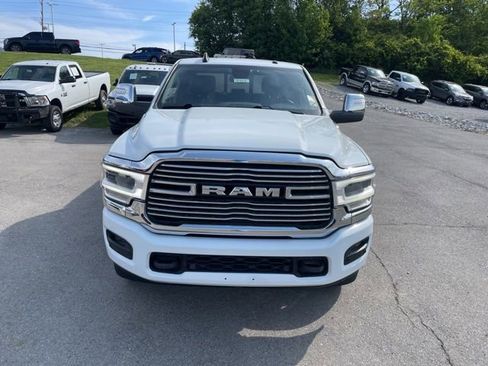 Used 2023 RAM 2500 Laramie AWD/4WD image 2