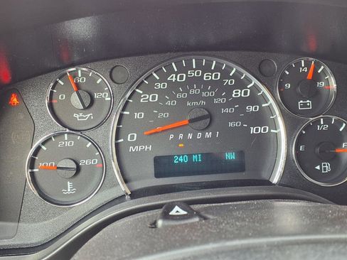 New 2025 Chevrolet Express 2500 w/ Driver Convenience Package image 16