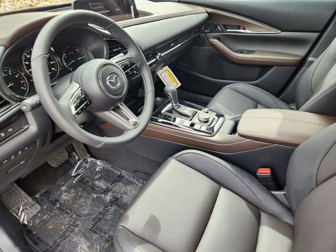 New 2025 MAZDA CX-30 2.5 Turbo w/ Premium Plus Pkg image 7