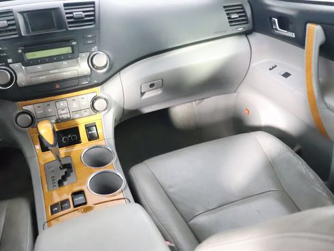 Used 2008 Toyota Highlander Limited AWD/4WD image 31