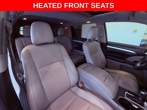 Used 2018 Toyota Highlander XLE image 15
