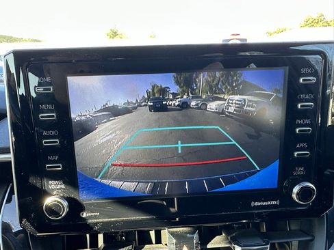 Used 2021 Toyota Corolla SE image 12