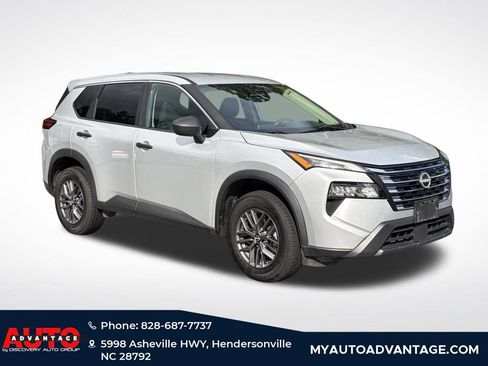 Used 2024 Nissan Rogue S AWD/4WD image 1