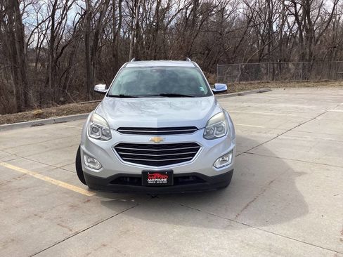 Used 2016 Chevrolet Equinox LTZ w/ Enhanced Convenience Package image 3