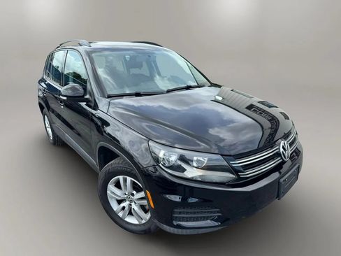 Used 2015 Volkswagen Tiguan S FWD image 2