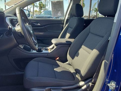 Used 2023 GMC Acadia SLE w/ Elevation Edition image 18