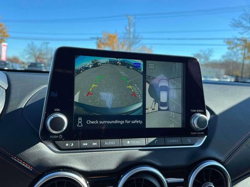 Certified 2025 Nissan Sentra SR w/ SR Premium Package image 30