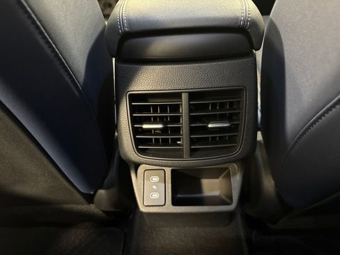 Certified 2025 Kia Seltos S image 26