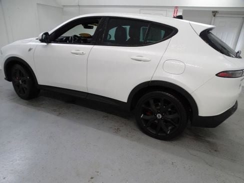 Used 2024 Dodge Hornet R/T w/ Track Pack image 18